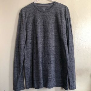 Old navy long sleeve shirt